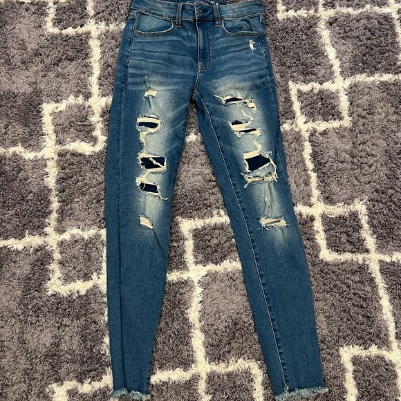 American Eagle super stretch jean- worn once- size 6 - Picture 1 of 3